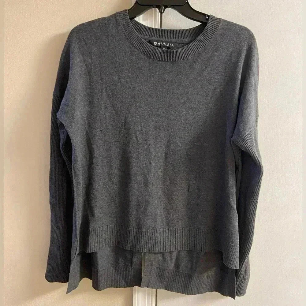 Athleta Sweater Crewneck Pullover Medium Dark‎ Gray Silk Blend